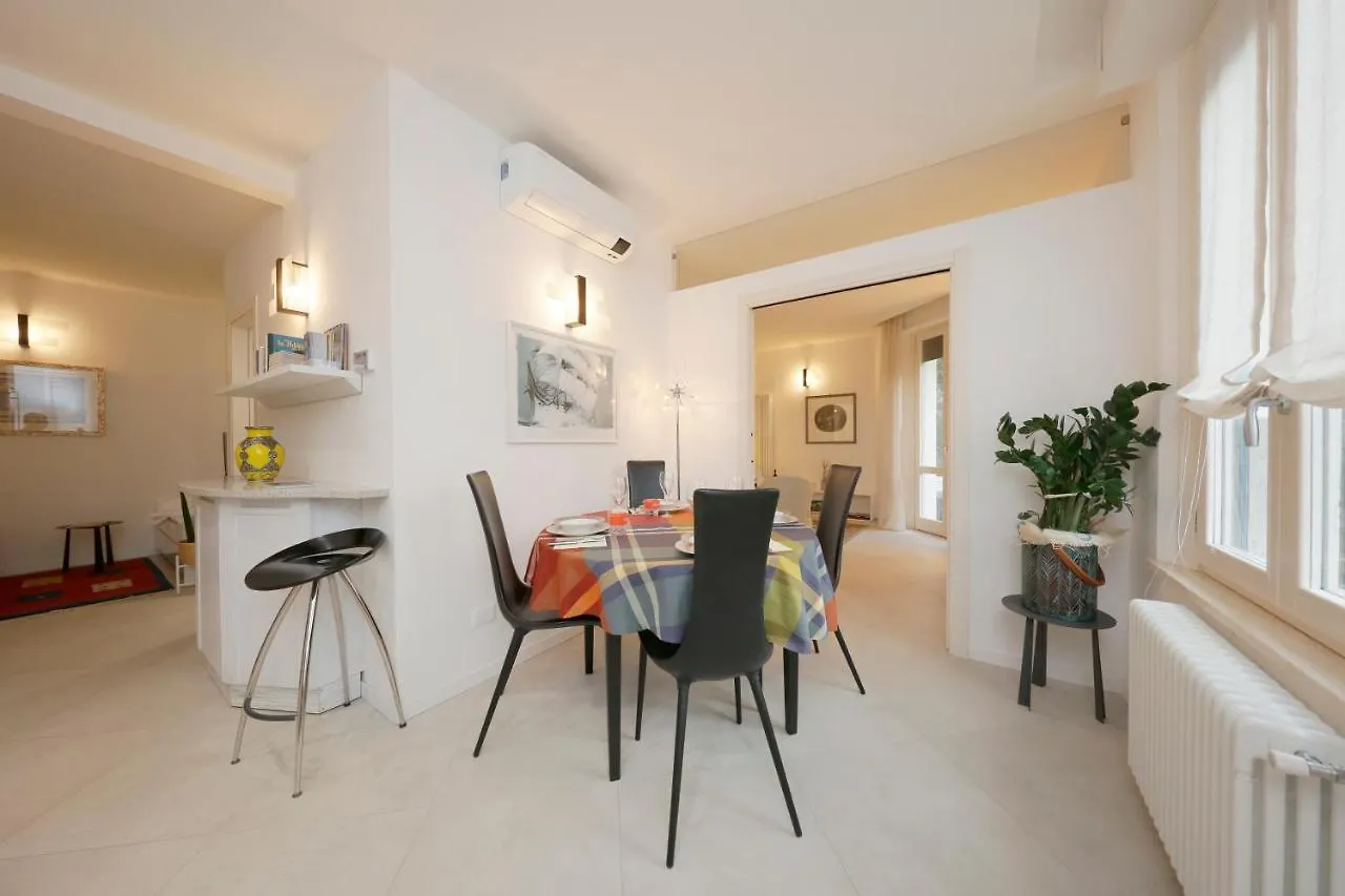 Siena Uptown - Sabrina'S Charming Apartment
