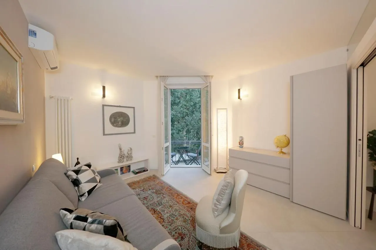 Siena Uptown - Sabrina'S Charming Apartment 0*,